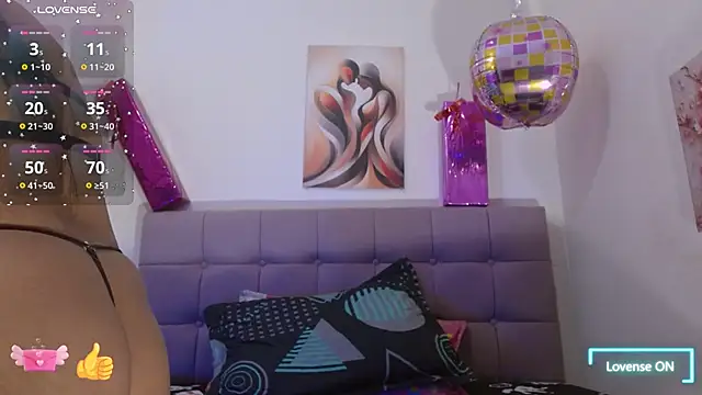Snapshot of Karol_wish chatting on September 15, 1:19 pm Karol wish online show from September 15, 1:19 pm