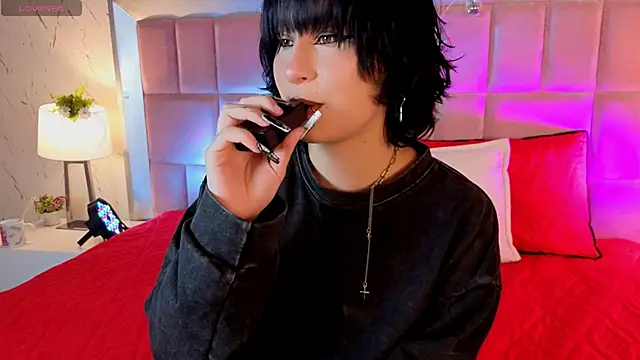 RobinBennett online show from April 23, 12:40 pm