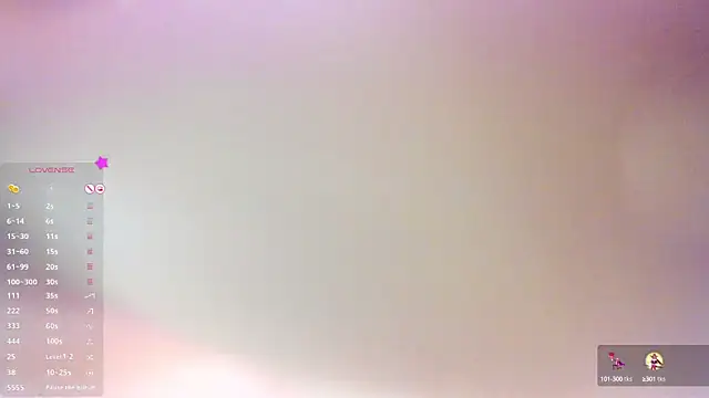Snapshot of ashly_moonn chatting on October 11, 6:43 pm ashly moonn online show from October 11, 6:43 pm