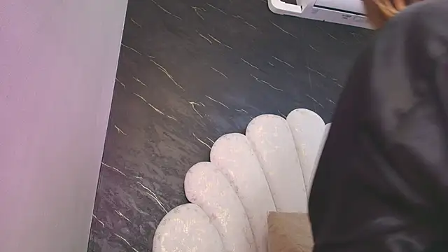 kissme luna online show from April 22, 7:11 pm