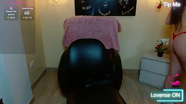 Bom BomXX online show from January 13, 11:20 pm