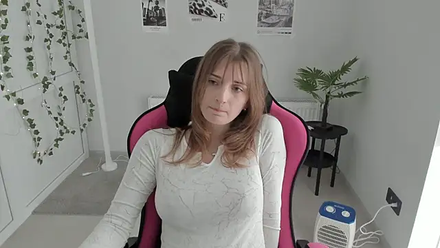 NeyliDream online show from April 23, 1:46 pm