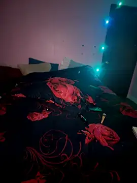 shortywidaphatty online show from April 22, 10:34 am