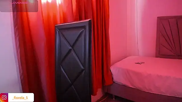 Fiorela 1 online show from April 26, 6:27 pm