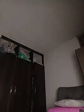 sweetdubros2 online show from October 10, 1:43 am