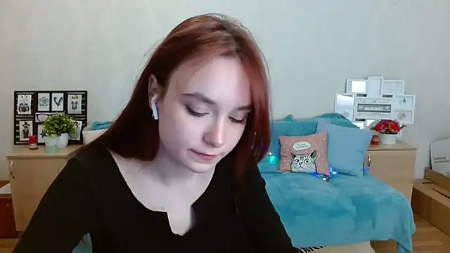 Snapshot of aFoxie chatting on October 15, 8:00 pm aFoxie online show from October 15, 8:00 pm