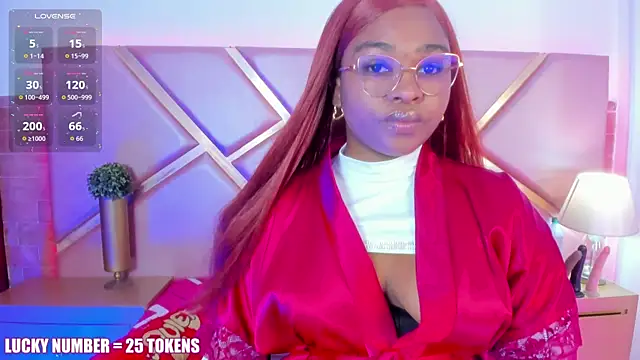 SophieSinclair online show from April 22, 12:46 pm