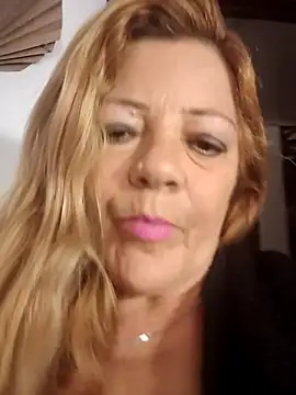 Snapshot of Casandra_Cruz chatting on October 18, 4:21 pm Casandra Cruz online show from October 18, 4:21 pm