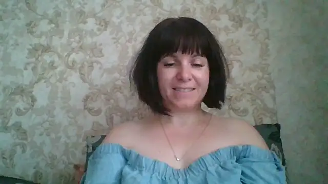 Snapshot of SecretSienna_ chatting on October 19, 11:34 am SecretSienna online show from October 19, 11:34 am