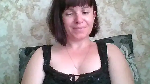 Snapshot of SecretSienna_ chatting on October 6, 12:44 pm SecretSienna online show from October 6, 12:44 pm