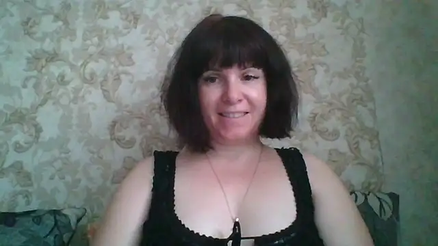 Snapshot of SecretSienna_ chatting on October 16, 9:12 am SecretSienna online show from October 16, 9:12 am