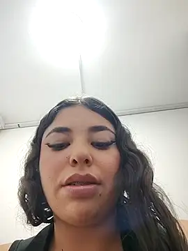 Snapshot of Bagiolett chatting on October 18, 9:16 pm Bagiolett online show from October 18, 9:16 pm