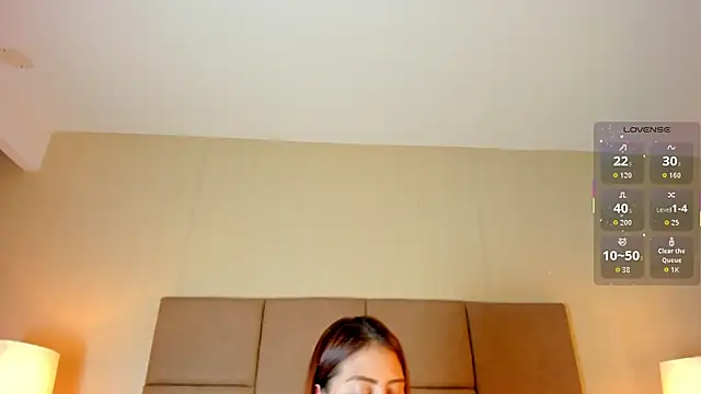 Helenstanford online show from April 24, 12:52 pm