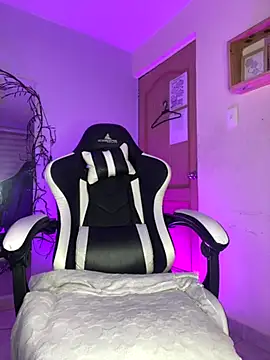 Julieta Mendez online show from November 8, 12:59 am