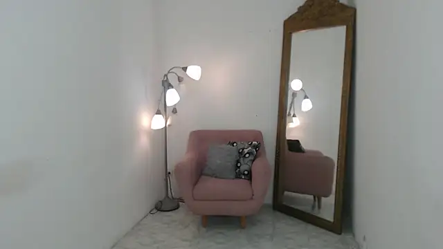tatiana oconell22 online show from April 22, 3:03 am