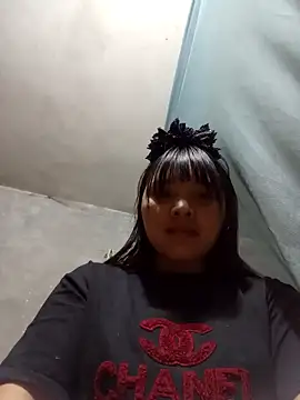 Snapshot of SSexykute3456 chatting on October 2, 12:59 am SSexykute3456 online show from October 2, 12:59 am