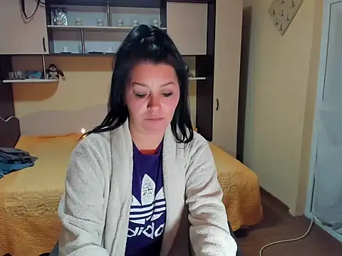 Soffy Skye online show from April 27, 5:04 am