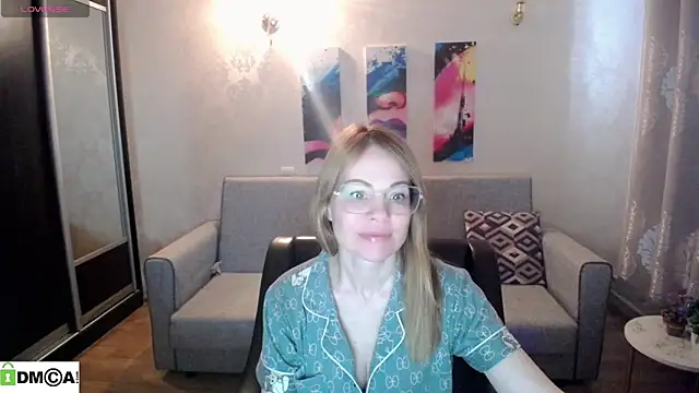 shy hot cat online show from October 29, 7:34 am