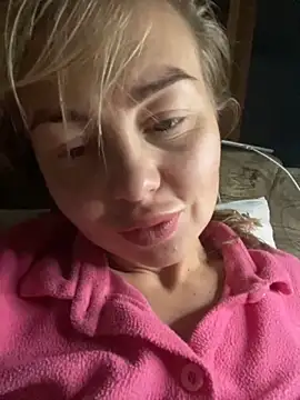 MartaLuna  online show from October 10, 8:47 pm