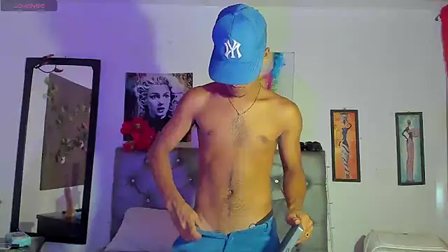 xxKamadevaxx online show from March 17, 1:04 pm