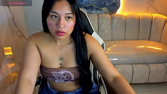 Snapshot of Charlotte_Tx chatting on September 28, 2:00 pm Charlotte Tx online show from September 28, 2:00 pm