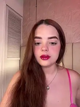 hannahst  online show from June 6, 8:26 pm