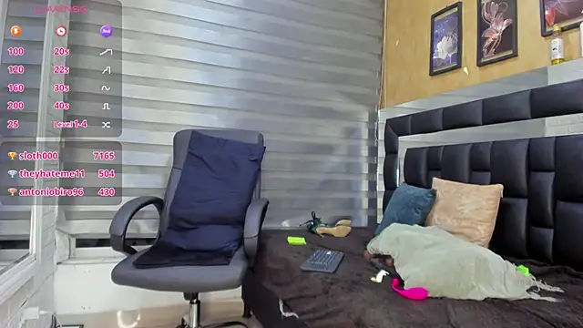 sheyla  ebony online show from April 16, 11:40 pm