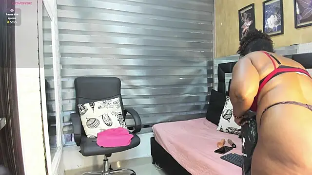 sheyla  ebony online show from November 14, 10:32 pm