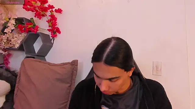 Almaazz online show from April 25, 8:17 pm