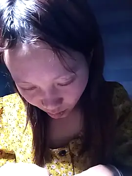 bonnie-00 online show from April 24, 1:58 pm