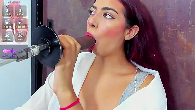 cherry skinny  online show from December 18, 3:55 am