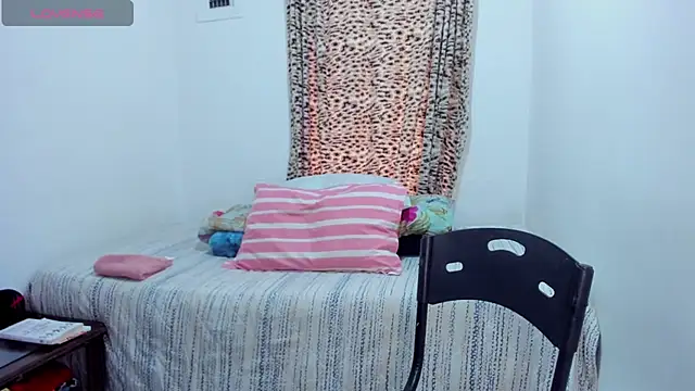 Annie rosse1017 online show from October 31, 1:15 pm