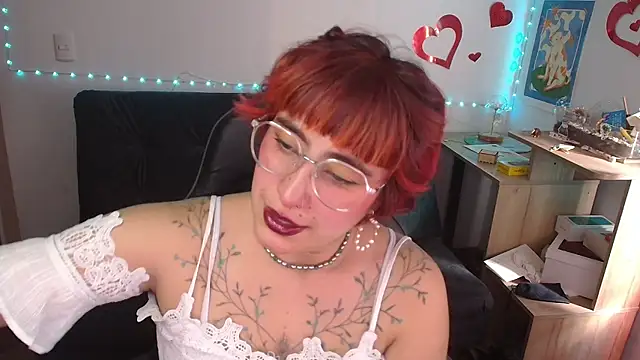 Miacatsito3 online show from April 24, 8:22 pm