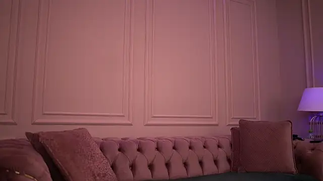 KatieHayes online show from November 26, 7:26 pm