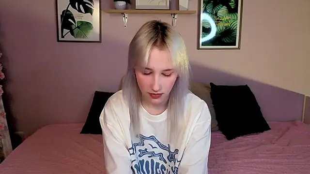 evlica online show from May 2, 2:20 pm