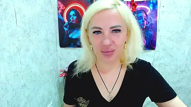 EmmaCat  online show from March 29, 5:39 am