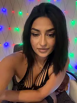 Snapshot of Mia_spicyy chatting on October 5, 8:08 am Mia spicyy online show from October 5, 8:08 am
