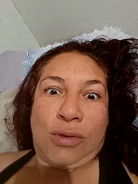 Snapshot of zamy_x chatting on October 1, 6:40 am zamy x online show from October 1, 6:40 am
