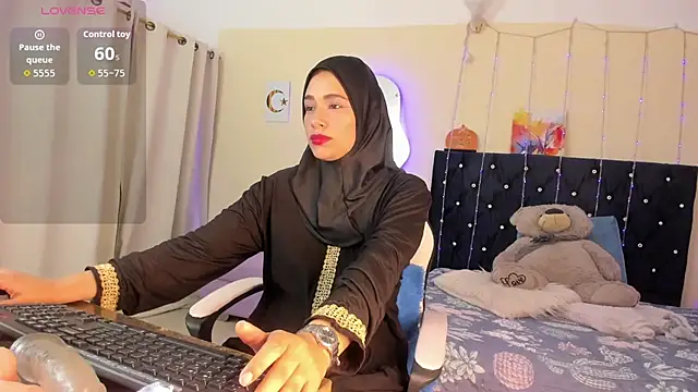 ShanaJamil online show from April 22, 12:13 pm