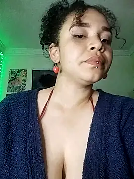 Julie wallace online show from March 5, 8:26 pm