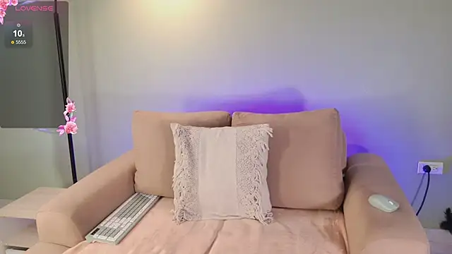 Vicky kittyy online show from April 23, 4:09 pm