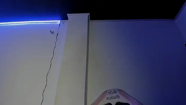 abbiecollins js online show from April 3, 4:32 am