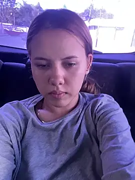 coupleyys online show from December 19, 1:36 pm