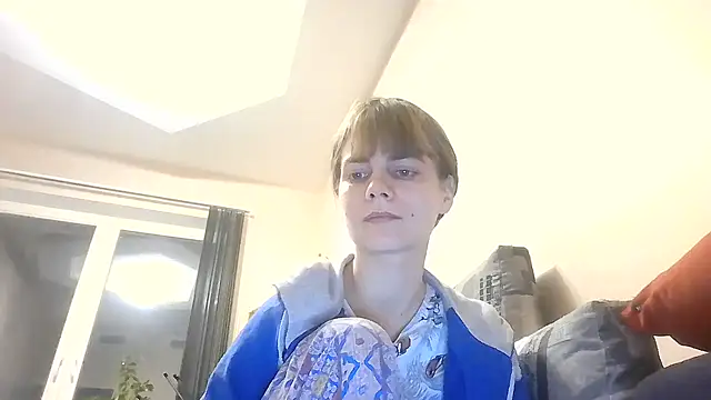 Loriven online show from October 28, 6:46 pm