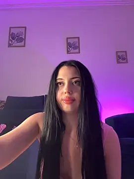 Snapshot of SexyNixy chatting on October 9, 4:11 pm SexyNixy online show from October 9, 4:11 pm
