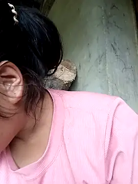 Luyen004 online show from May 3, 12:03 am