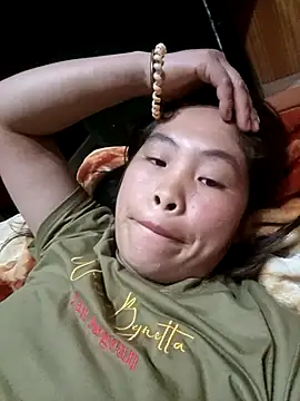 Luyen004 online show from April 25, 1:25 pm