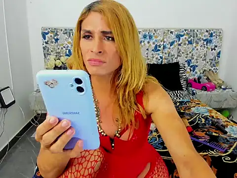 sweet lulu sofia online show from March 10, 10:25 pm