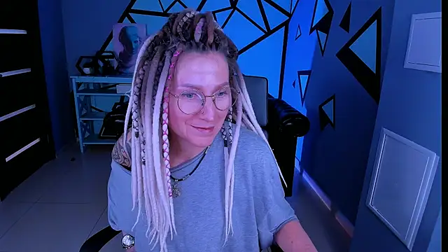 UmaSpace online show from February 16, 9:42 am