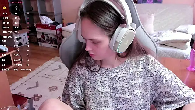 SharybbFace online show from April 26, 3:21 pm